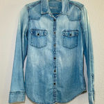 Gap Light Blue Denim Button Down Shirt women’s small western country casual Photo 0