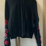 Essue  Classic Black Knit hoodie medium Photo 0
