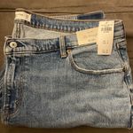 Abercrombie & Fitch Abercrombie Mid Rise 90s Straight Jeans Photo 5