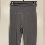 Beyond Yoga Athleisure  Gray Leggings Gym Activewear Size Small EUC #CA-2451 Photo 1