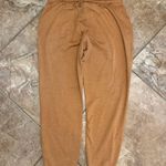 Vuori  Joggers Photo 1