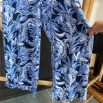 Lilly Pulitzer  Avery Crop Navy Floral Wide Leg Pull
On Pants - Sz 4 💛🎀 Photo 3