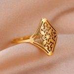 None NEW Women’s 18k Gold-Plated Hollow Lattice Ring Size 8 Photo 5