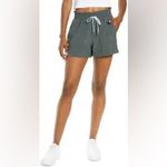 Zella NWT Drawstring Camp Shorts Urban Green Pockets Lightweight UV Sz Medium Photo 8
