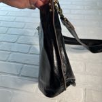 Hobo International Shoulder Bag Black Polished Leather Bucket Brown Piping Trim Photo 9