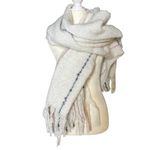 Super soft oversized fringe stripe down scarf White Photo 1