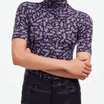 Madewell Drapey Mock neck Top in Floral Blue Size Medium Short Sleeves Photo 0