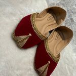 Elegant Handcrafted Women's Punjabi Jutti Photo 7