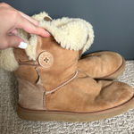 UGG  Tan Sheepskin Boots Photo 0
