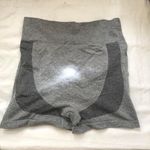 Grey ruched workout exercise sporty active gym high waist shorts Leggings Wide band Never worn Size M Photo 0