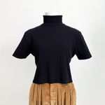 Vintage 90’s Cropped Short Photo 0