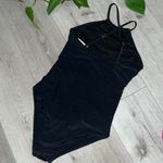 Holipick NWT One Piece High
Neck Criss
Cross Swimsuit Tummy black XS Photo 2