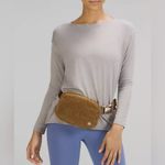 Lululemon Everywhere Fleece Belt Bag Vol 1L in Brown Photo 3