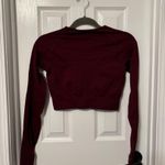 Amazon Women’s Longsleeve Seamless Crop Top size medium Photo 4