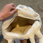 NEW Puffer Tote Bag Off White Top Handel Zipper Closure Pockets Trendy Viral Photo 3