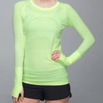 Lululemon Swiftly Tech Long Sleeve Shirt Photo 0