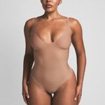 SKIMS Body Unlined Plunge Thong Bodysuit Sienna Medium NWT Photo 0