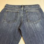 Eddie Bauer Women's Curvy Med Wash Mid Rise Crop Capri Denim Jeans Sz10P New # Photo 4