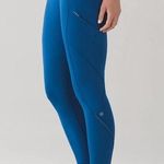 Lululemon Cadence Crusher Tight in Dark Royal Size 6 Photo 0