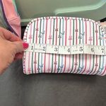 The Vintage Shop The Vintage brand LOVE Toiletry Bag and makeup cosmetics case set of 2 Photo 4