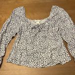 Urban Romantics  Top Photo 4