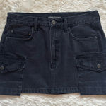 Aritzia Denim Forum Skirt The '90s Cargo Mini Mid-Rise 100% Cotton Black Sz 27 Photo 0