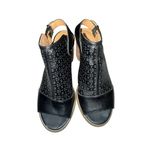 Tommy Hilfiger  Women’s Shoes Black Leather Peep Toe Pumps Sandals Size 7.5 Photo 4