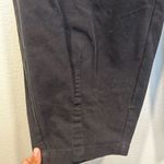 Universal Threads Women's Mid-Rise Barrel Leg Pull-On Pants - Universal Thread™ Black M Photo 2