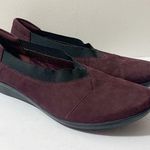 Clarks EUC Collection Everlay Eve Aubergine Suede Slip On Wedge Loafer Size 10M Photo 0