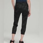 Lululemon  Ready to Rulu Jogger Crop Heritage 365 Camo Deep Coal Multi size 14 Photo 3
