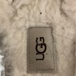 UGG  Women’s SZ 8 Photo 1