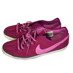 Nike  purple sneakers SIZE 10 LOW TOP FASHION Photo 3