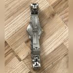 Seiko  Vintage Ladies Watch Two-Tone Bracelet White Dial Gold-Tone Hands Markers Photo 8