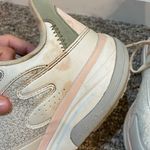 Women’s GDEFY Gravity Defyer Mighty Walk Athletic Shoes Off White/Pink White Size 7.5 Photo 4