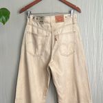 Levi's Women's 28 Cinch Barrel Jeans Photo 9
