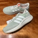 Adidas New Run 70s retro Running shoes size 10 Light Green White Sneakers Photo 0
