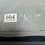 Helly Hansen Vetta Women's Navy and Gray Hiking Shorts. Size Small Photo 4