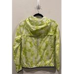 Uniqlo x Disney Daisy Duck Lightweight Green Zipper Hoodie Jacket Photo 4