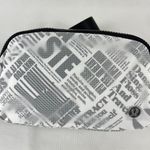 Lululemon Everywhere Belt Bag Photo 0
