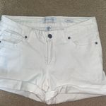 Kenneth Cole Reaction White Shorts Photo 0