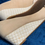 Women's Michelle D Beige Heels Size 8.5M White Photo 1