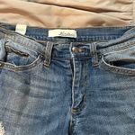 Ripped Straight Legged Skinny Jeans Size 0 Photo 2