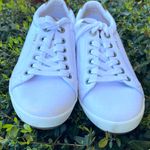 Taos Star Burst Women's Sz 8 White Causal Lace Up Canvas Sneakers Shoes Photo 3