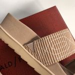 Donald Pliner New in box  leather sandals Photo 6