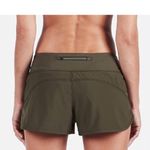 Vuori  Women’s Moss Green Omni Performance Workout Lined Shorts Sz XXS Photo 1