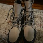 Sorel Snow Boots Photo 1