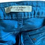 Rich & Skinny ‎ Blue Jeans Photo 3
