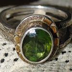 Sterling Silver Green Gemstone Ring Size 8.5 Intricate Band Design Photo 0