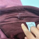 Nike NWT  burgundy Dri Fit Leggings full length size XS Photo 5