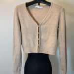 18. ASTR The Label Pearl Button V Photo 2